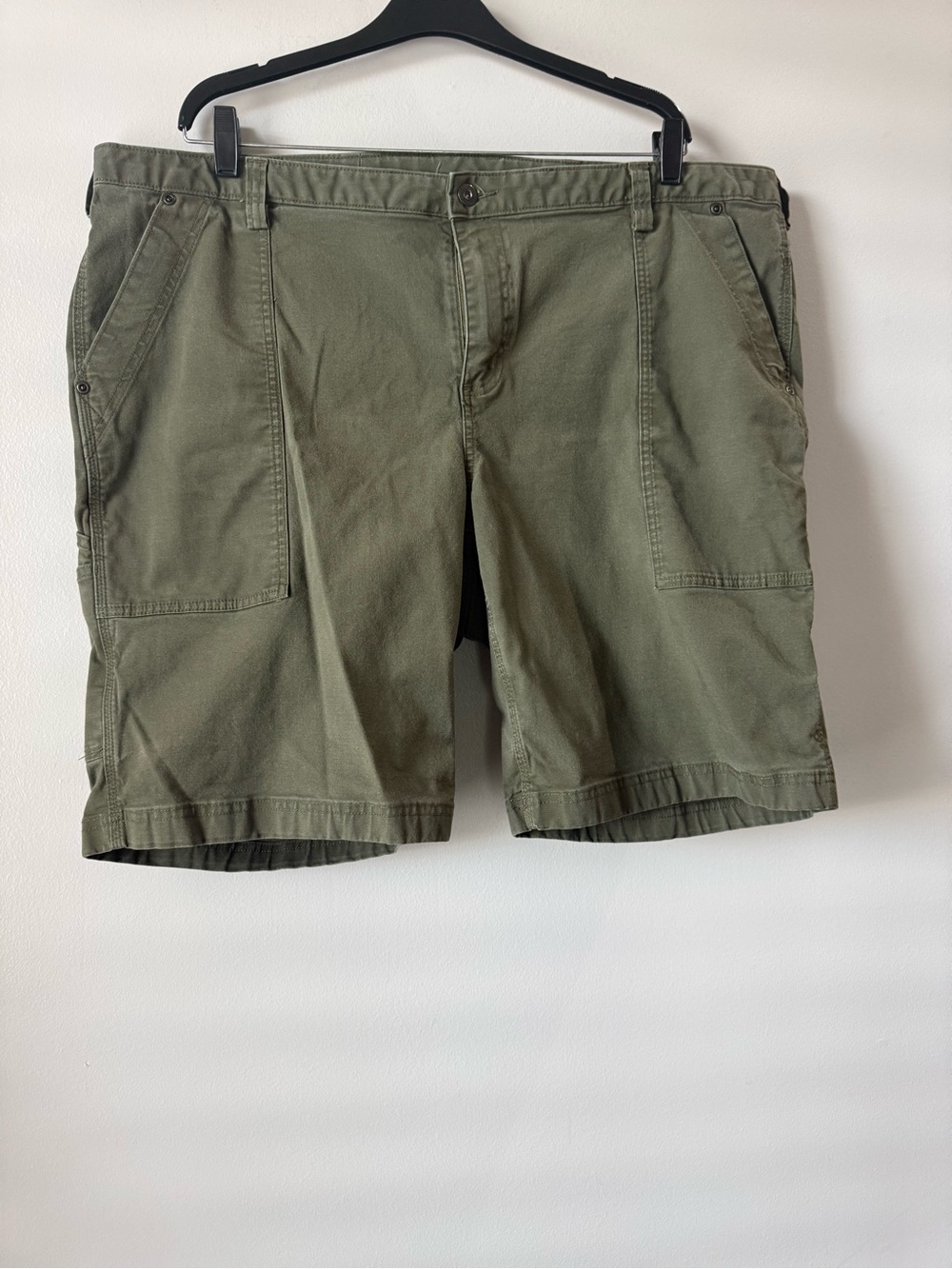 Duluth Trading Co Olive Green Womens Cargo Shorts Curvesetter Size Waistband 22W